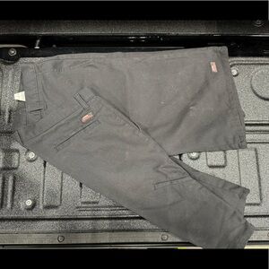 Dickies loose fit flat front work shorts 13”40